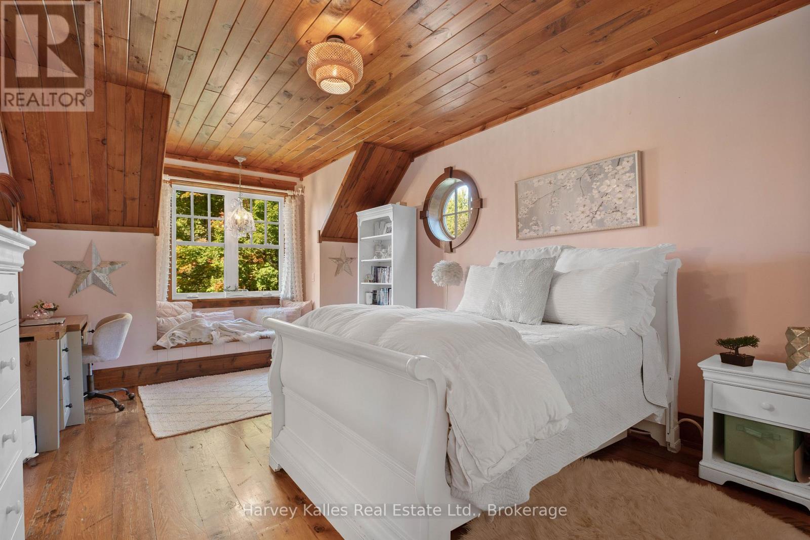 1074 Tally Ho Winter Park Road, Lake Of Bays, Ontario  P1H 2J6 - Photo 30 - X12212959