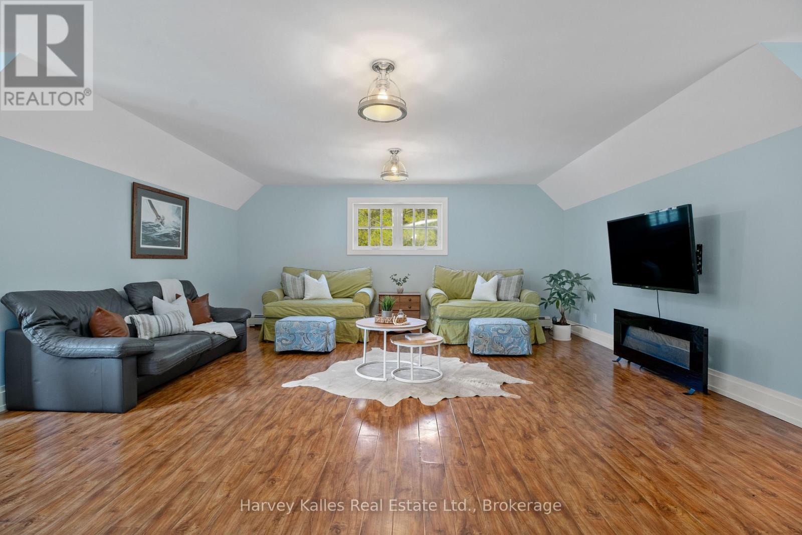 1074 Tally Ho Winter Park Road, Lake Of Bays, Ontario  P1H 2J6 - Photo 42 - X12212959
