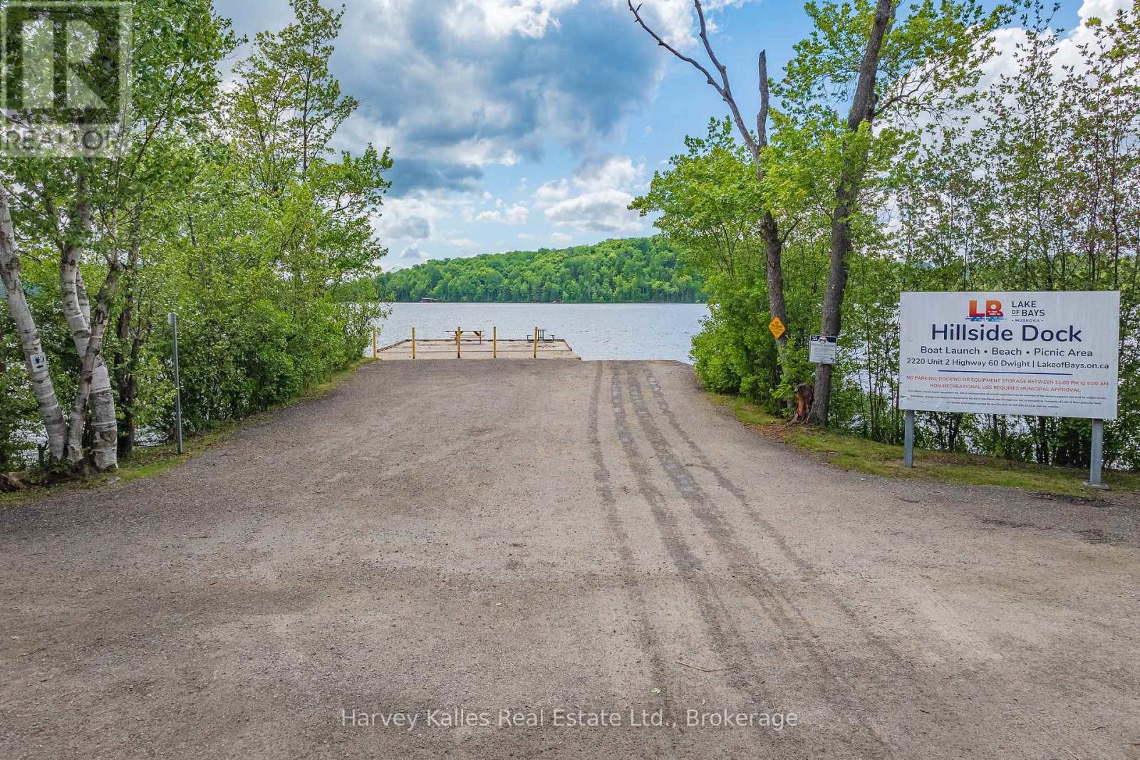 1074 Tally Ho Winter Park Road, Lake Of Bays, Ontario  P1H 2J6 - Photo 8 - X12212959