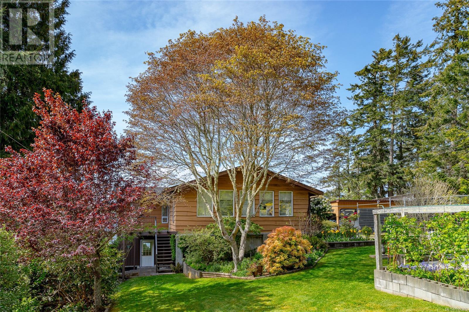 Property at 6510 Thornett Rd image 3