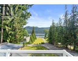 2524 Blind Bay Road, blind bay, British Columbia
