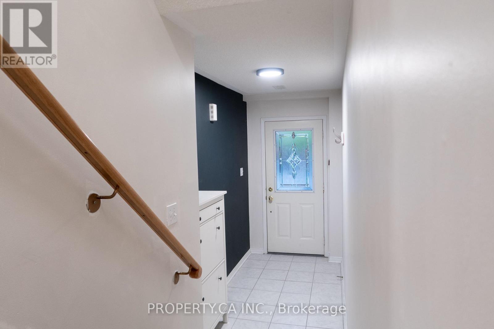 21 Mcgonigal Lane, Ajax, Ontario  L1T 4H1 - Photo 4 - E12210715