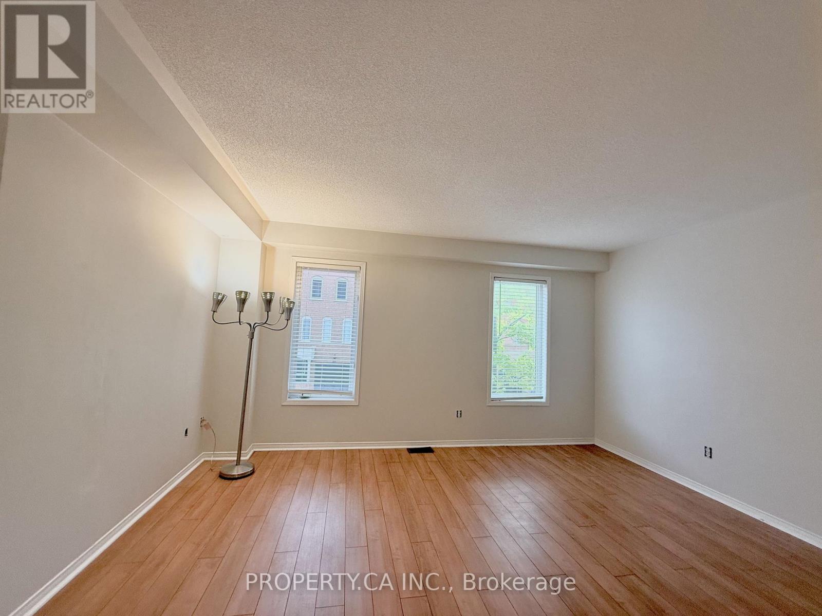 21 Mcgonigal Lane, Ajax, Ontario  L1T 4H1 - Photo 6 - E12210715
