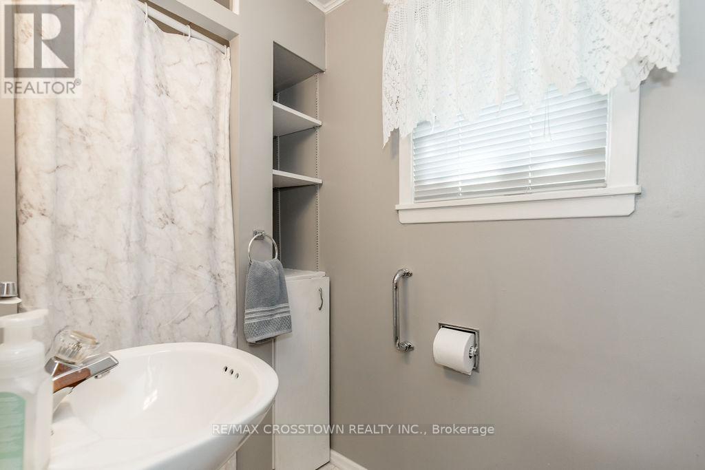 93 Jarvis Street, Orillia, Ontario  L3V 2A4 - Photo 24 - S12141102