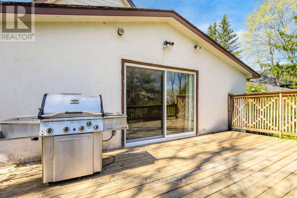 93 Jarvis Street, Orillia, Ontario  L3V 2A4 - Photo 44 - S12141102