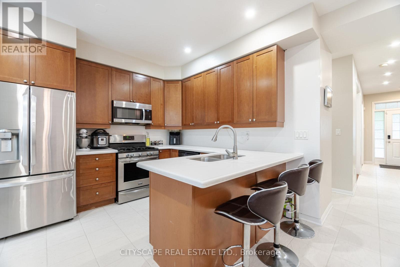 170 Fennamore Terrace, Milton, Ontario  L9T 0Y3 - Photo 24 - W12211269
