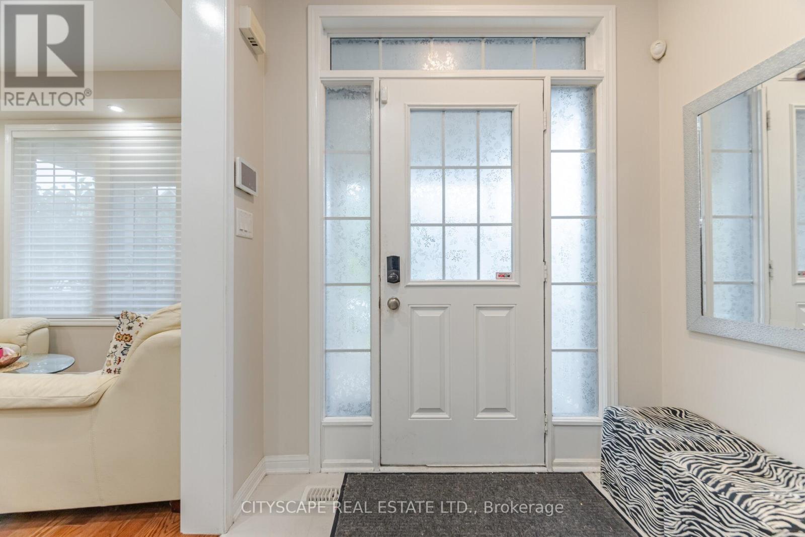 170 Fennamore Terrace, Milton, Ontario  L9T 0Y3 - Photo 8 - W12211269