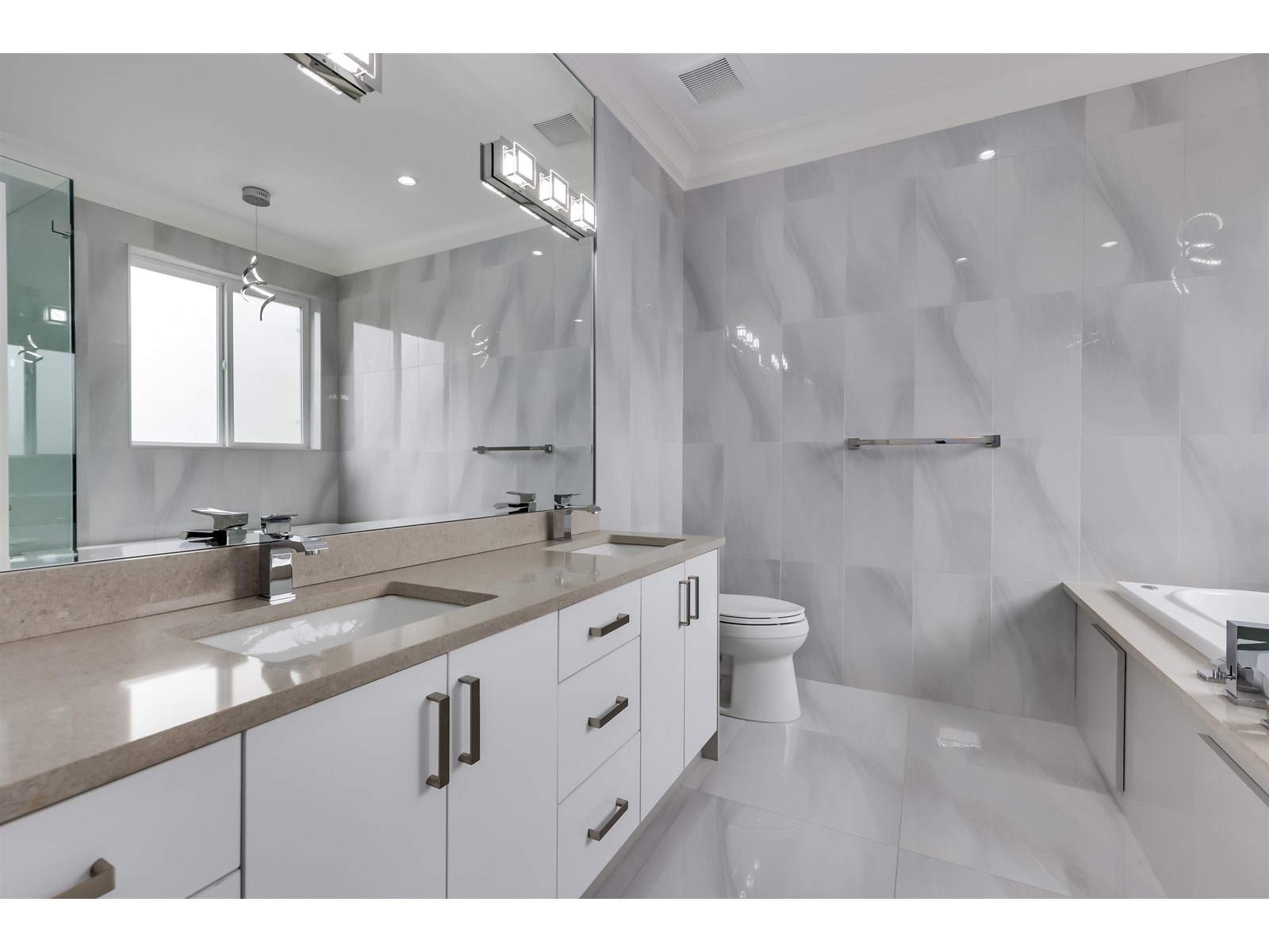 15632 Bowler Place, Surrey, British Columbia  V4A 9G7 - Photo 20 - R3014229