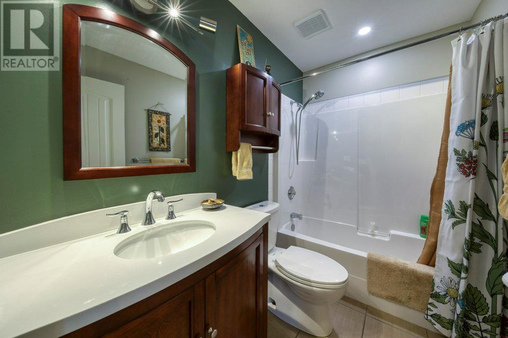 7595 Pioneer Avenue Unit# 9, Radium Hot Springs, British Columbia  V0A 1M0 - Photo 6 - 10351669