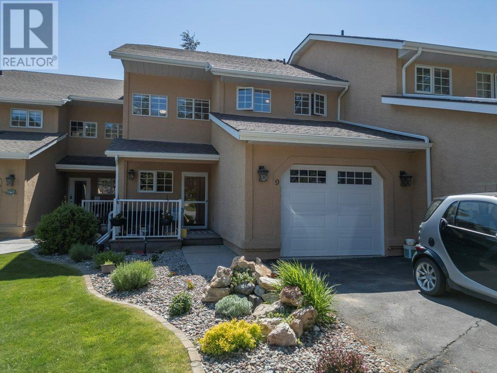 7595 PIONEER Avenue Unit# 9, Radium Hot Springs, British Columbia