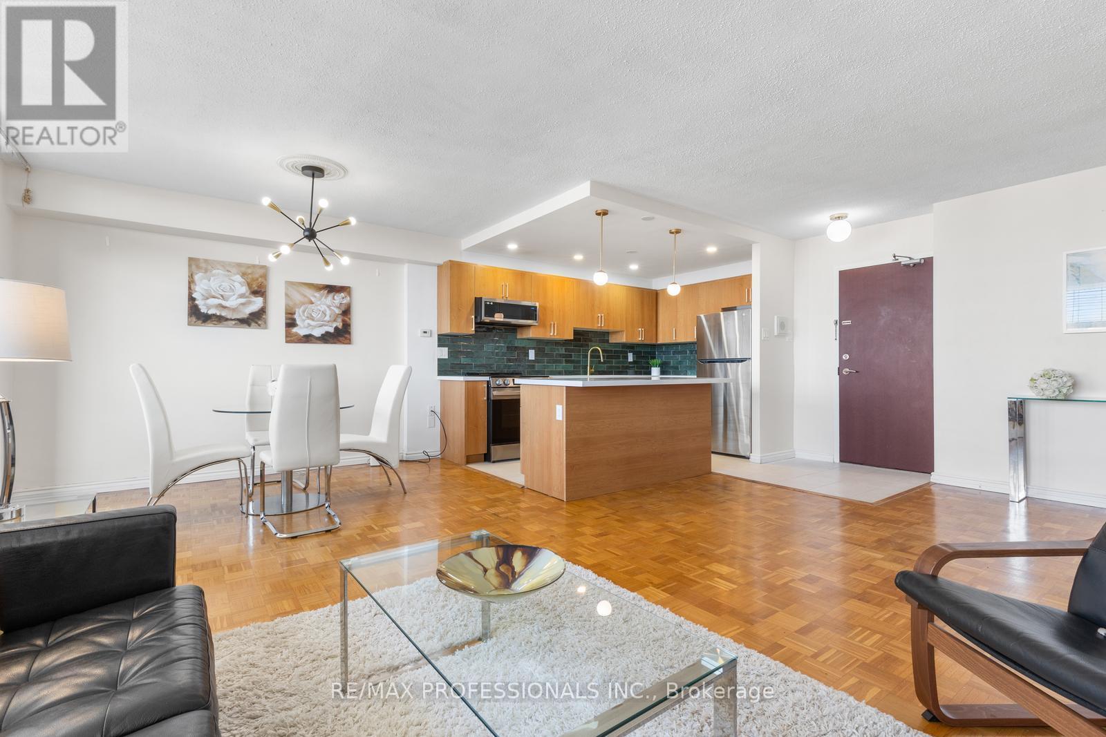 2107 - 360 Ridelle Avenue, Toronto (Briar Hill-Belgravia), Ontario  M6B 1K1 - Photo 4 - W12212703