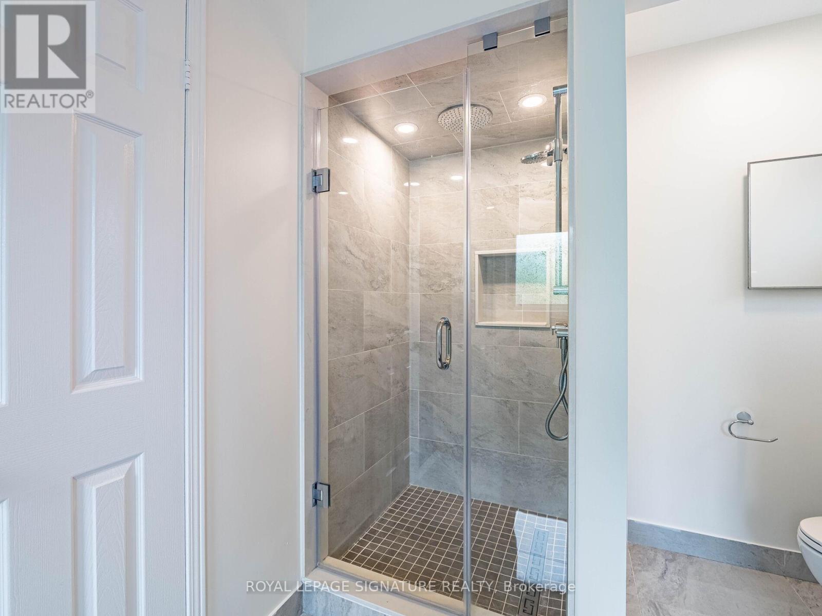 86 Valonia Drive, Brampton (Brampton North), Ontario  L6V 4K1 - Photo 30 - W12212707