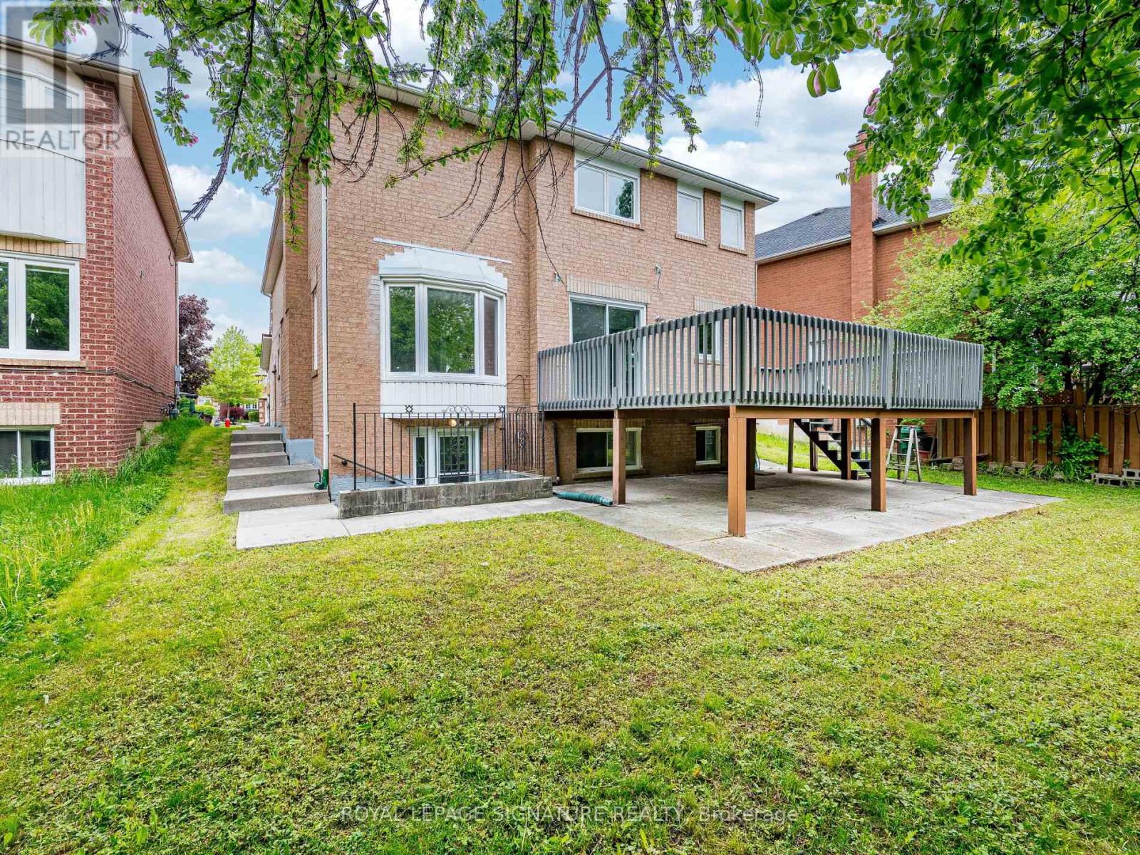 86 Valonia Drive, Brampton (Brampton North), Ontario  L6V 4K1 - Photo 49 - W12212707