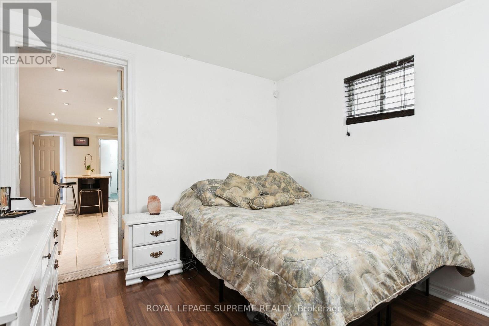 26 Guestville Avenue, Toronto (Rockcliffe-Smythe), Ontario  M6N 4N2 - Photo 43 - W12212735
