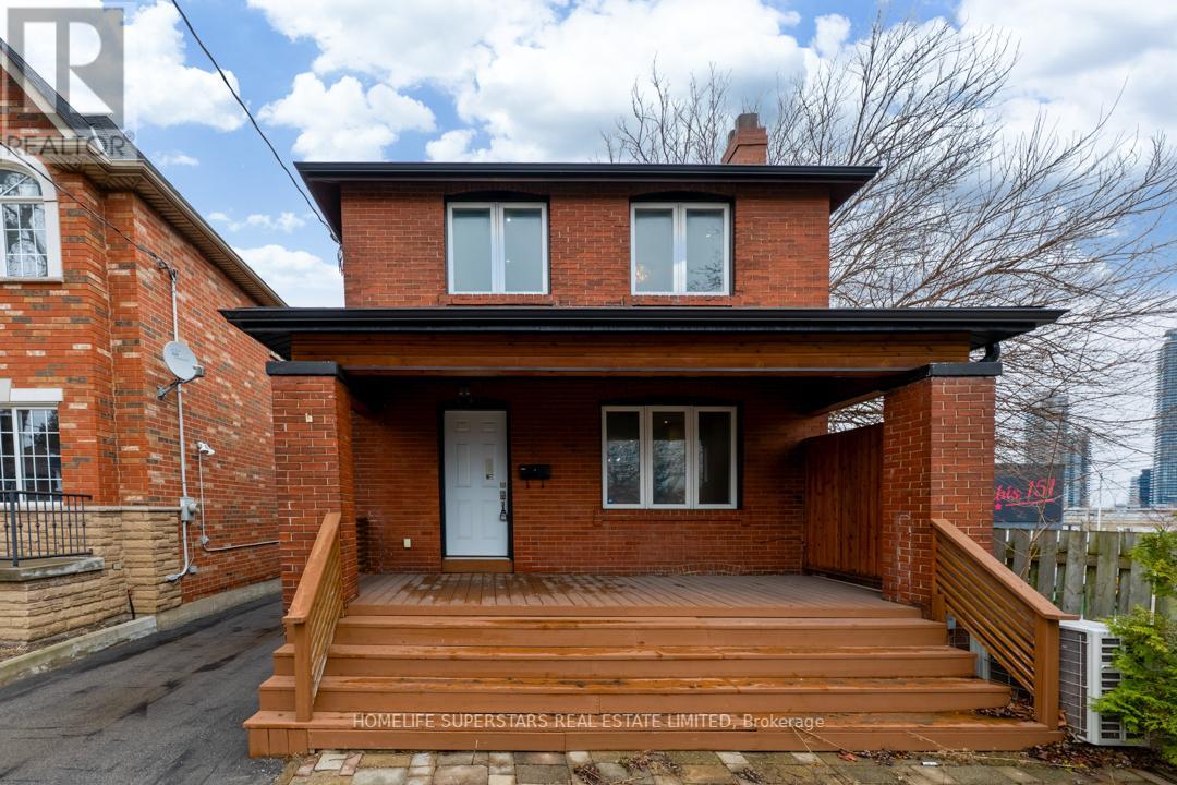 5 ALDGATE AVENUE, Toronto, Ontario