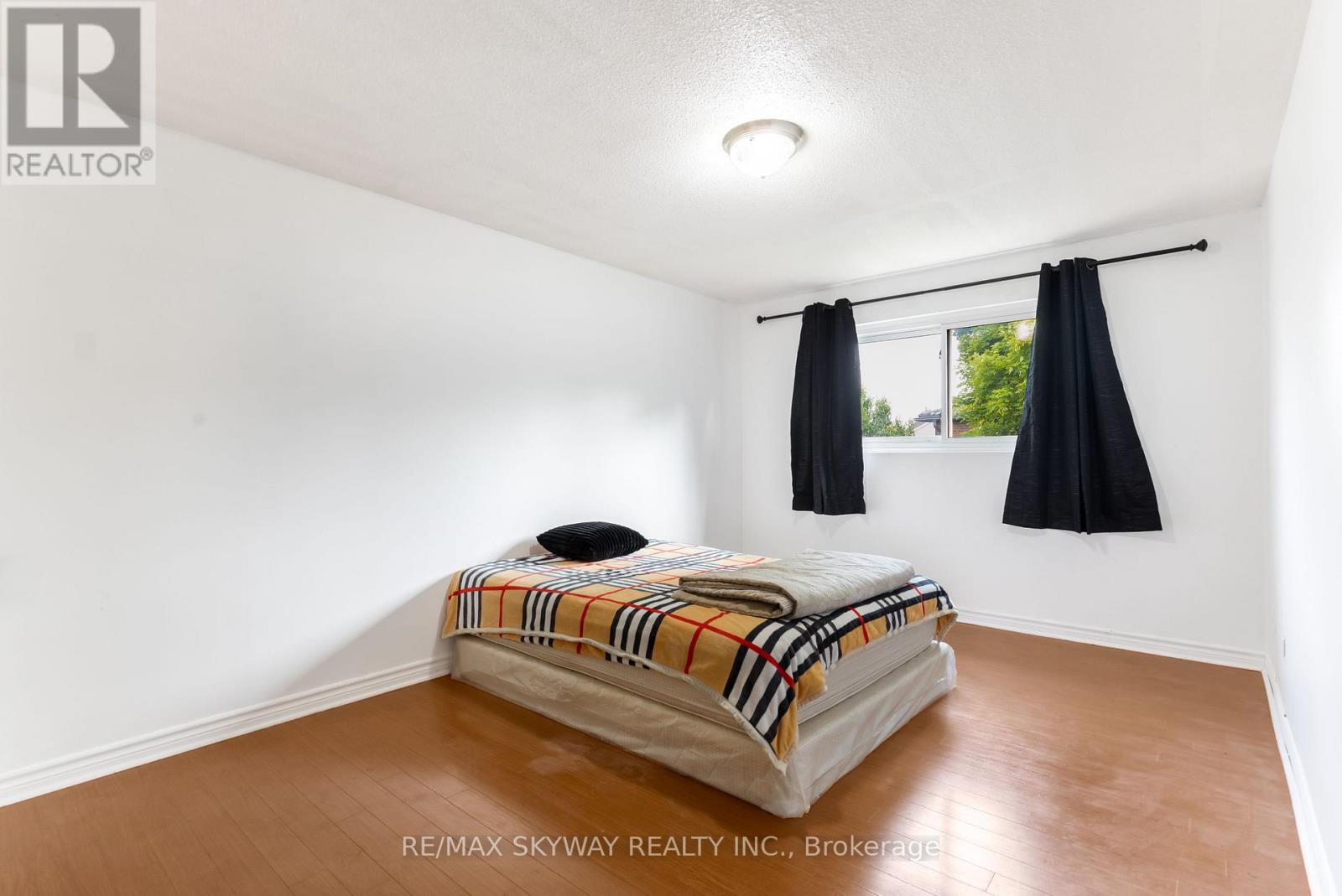 32 Maitland Street, Brampton (Central Park), Ontario  L6S 3B8 - Photo 19 - W12212759