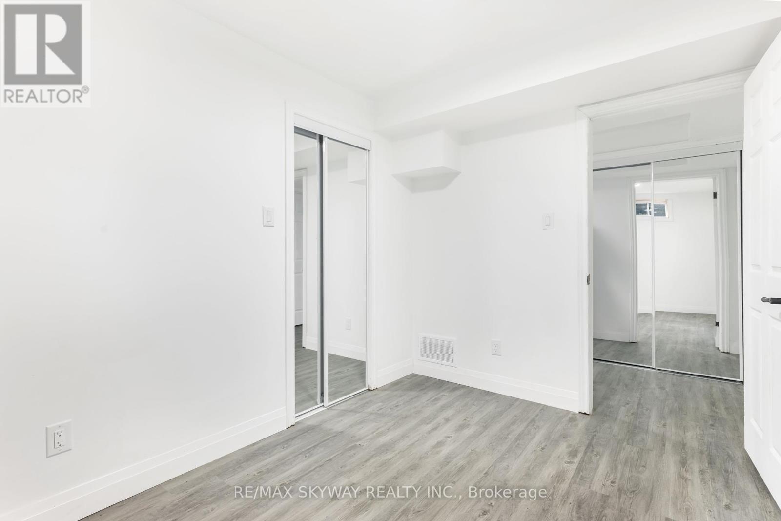 32 Maitland Street, Brampton (Central Park), Ontario  L6S 3B8 - Photo 37 - W12212759