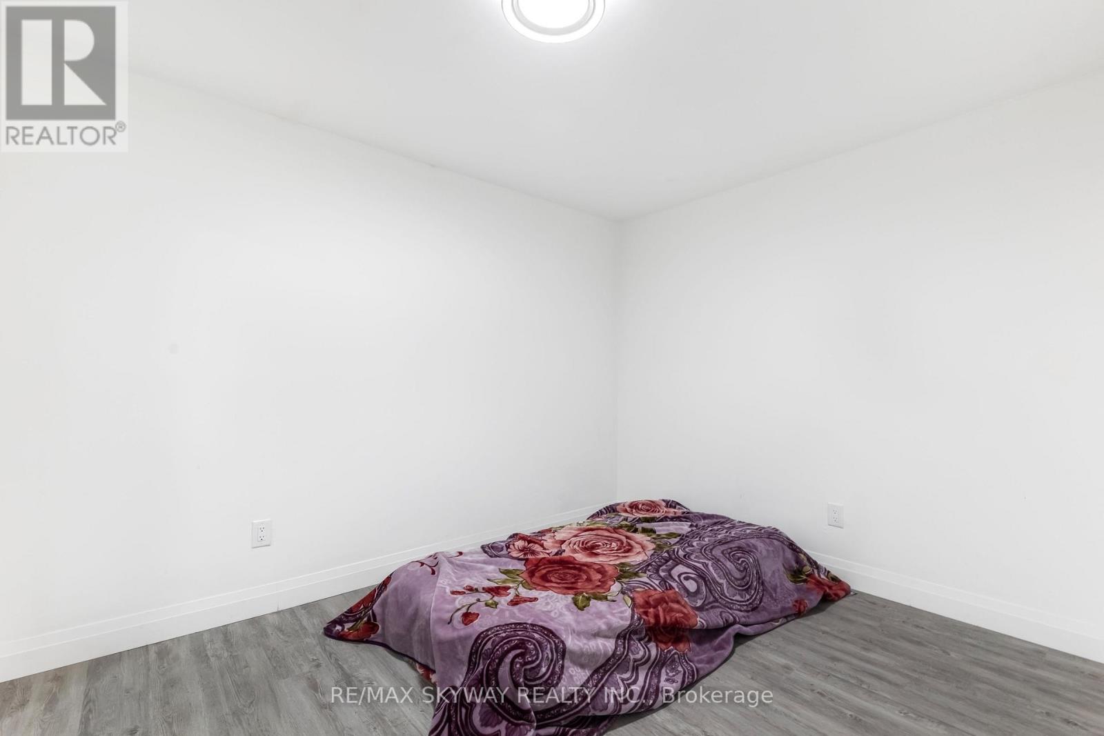 32 Maitland Street, Brampton (Central Park), Ontario  L6S 3B8 - Photo 41 - W12212759