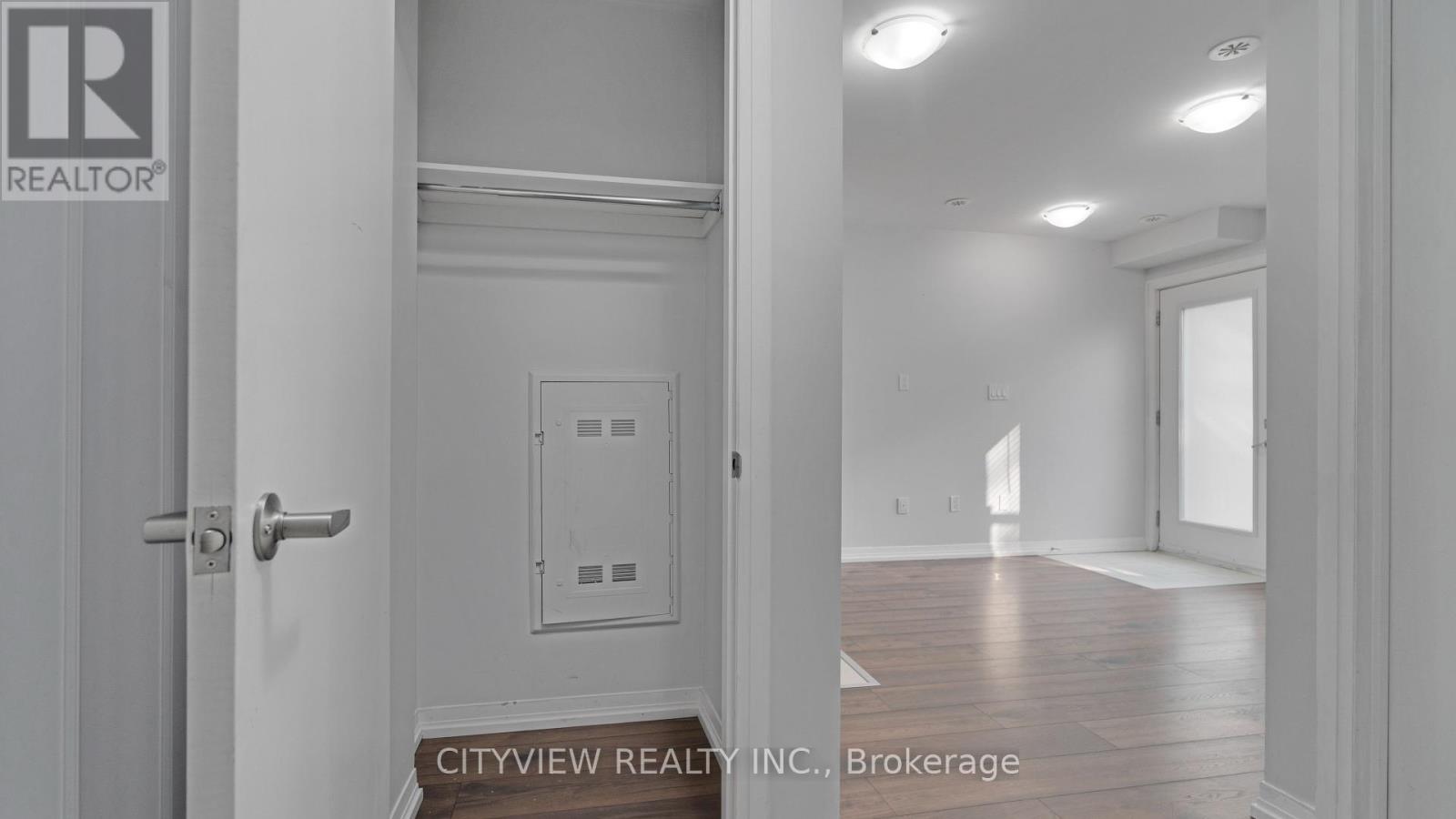 121 - 1145 Journeyman Lane, Mississauga (Clarkson), Ontario  L5J 0B5 - Photo 21 - W12212776
