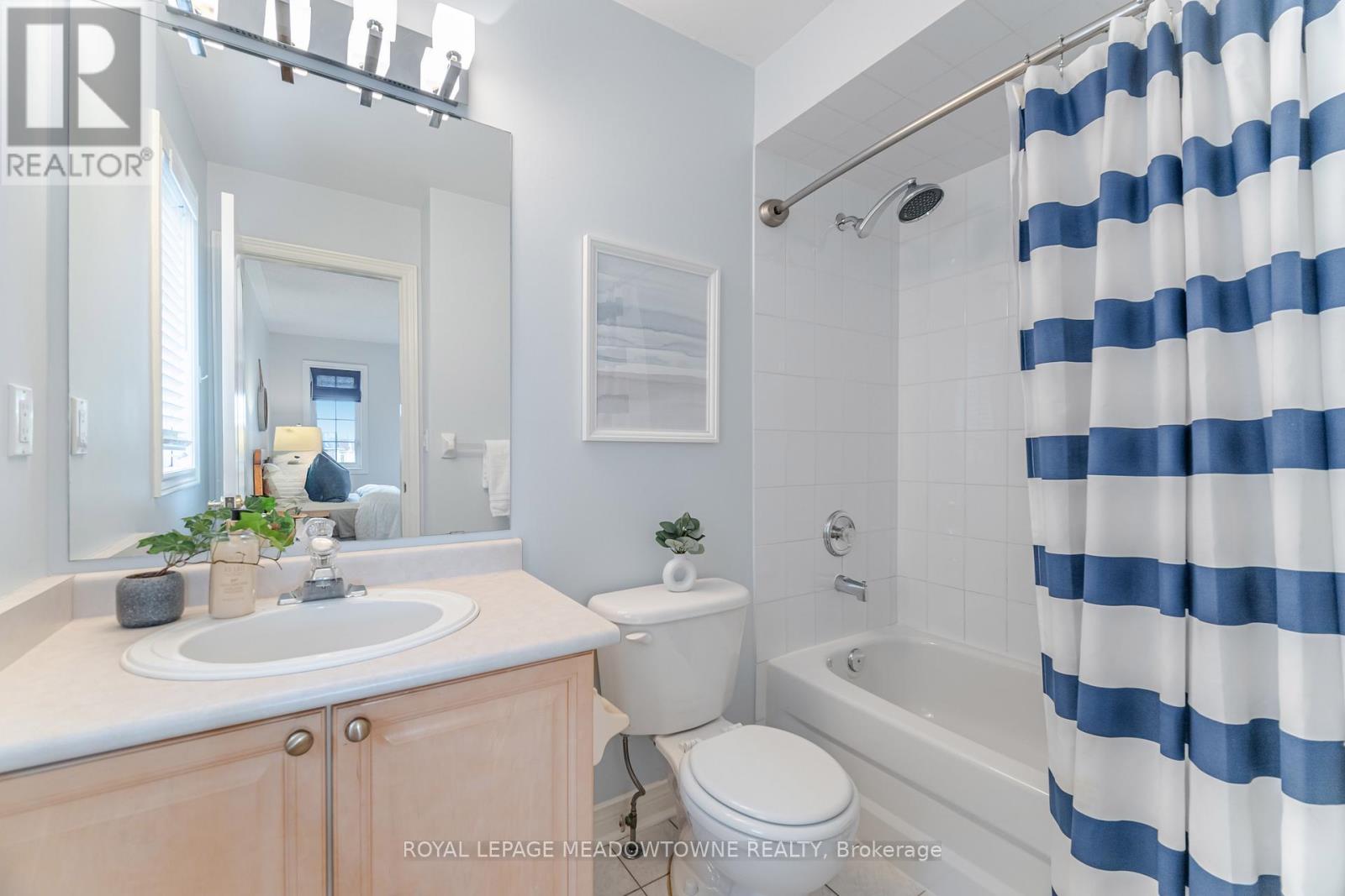 6944 Johnson Wagon Crescent, Mississauga, Ontario  L5W 1B2 - Photo 32 - W12212780