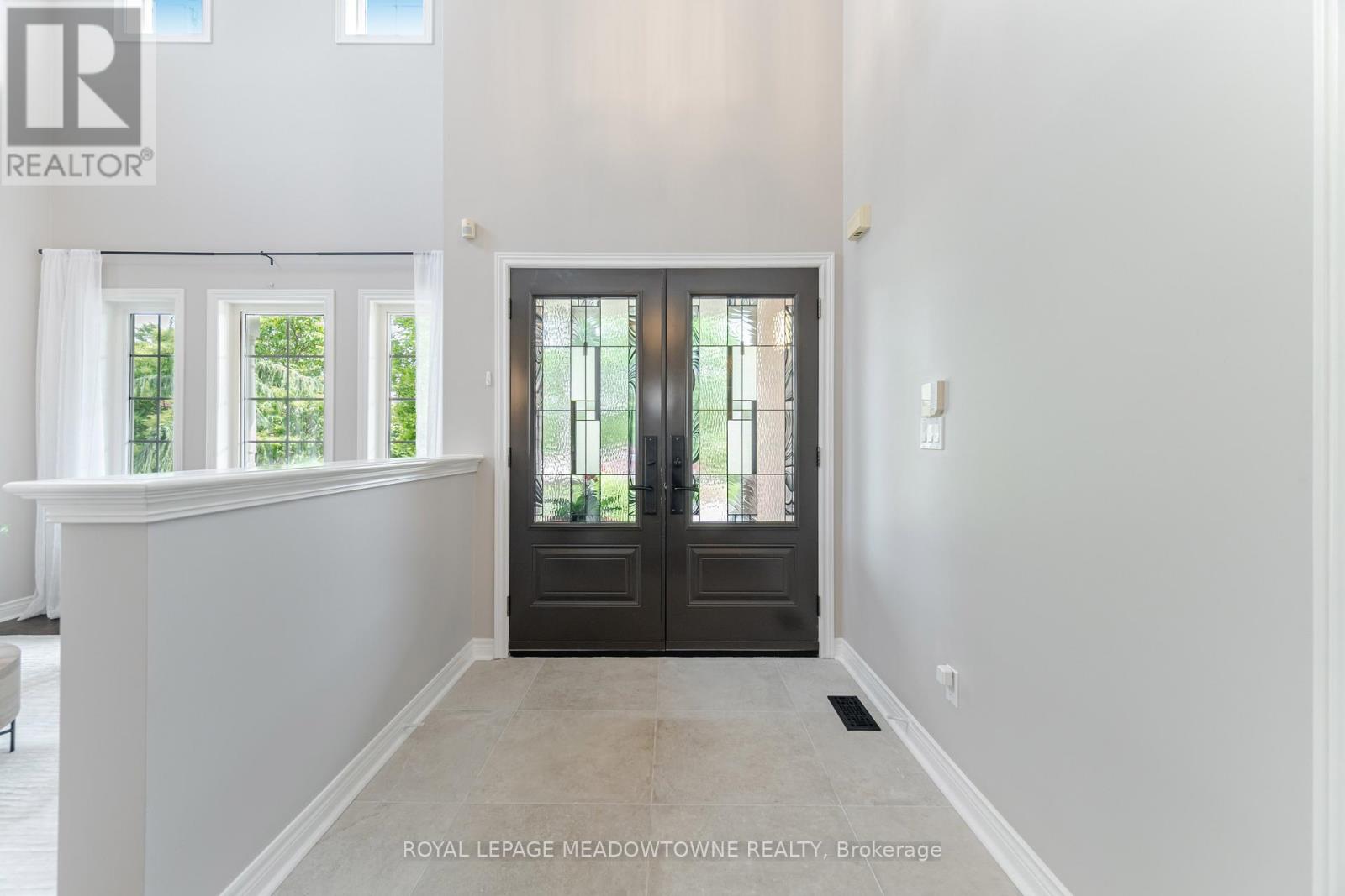 6944 Johnson Wagon Crescent, Mississauga, Ontario  L5W 1B2 - Photo 4 - W12212780