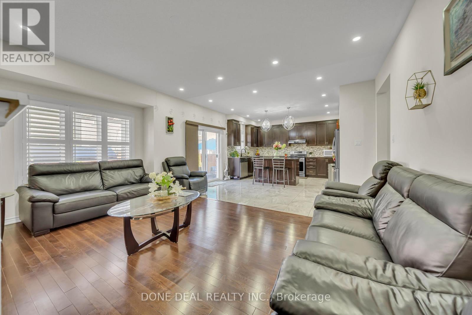 10 Lola Crescent, Brampton (Northwest Brampton), Ontario  L7A 4J7 - Photo 13 - W12212785