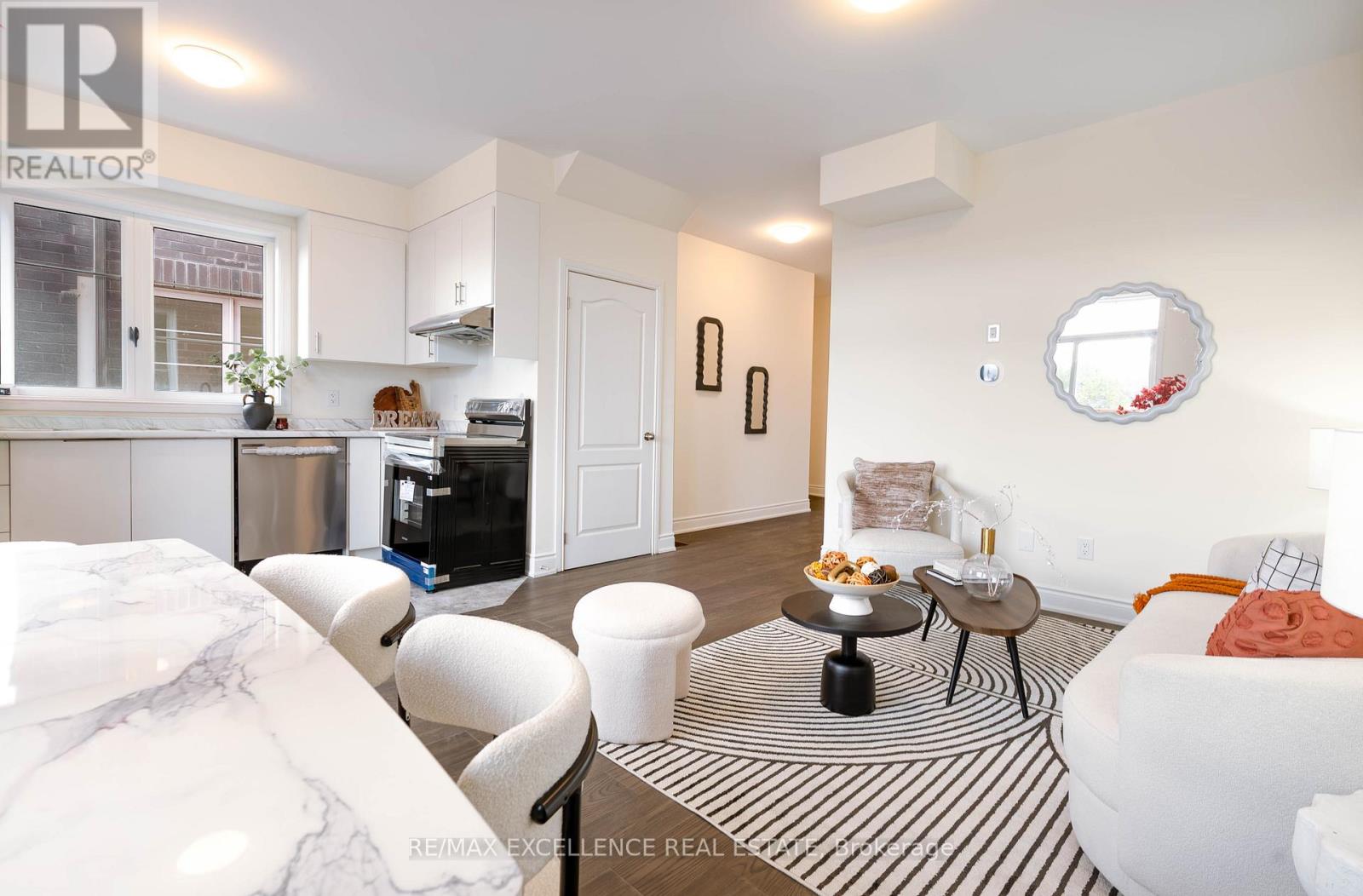 72 Allness Road, Brampton (Northwest Brampton), Ontario  L7A 3N7 - Photo 4 - W12212792