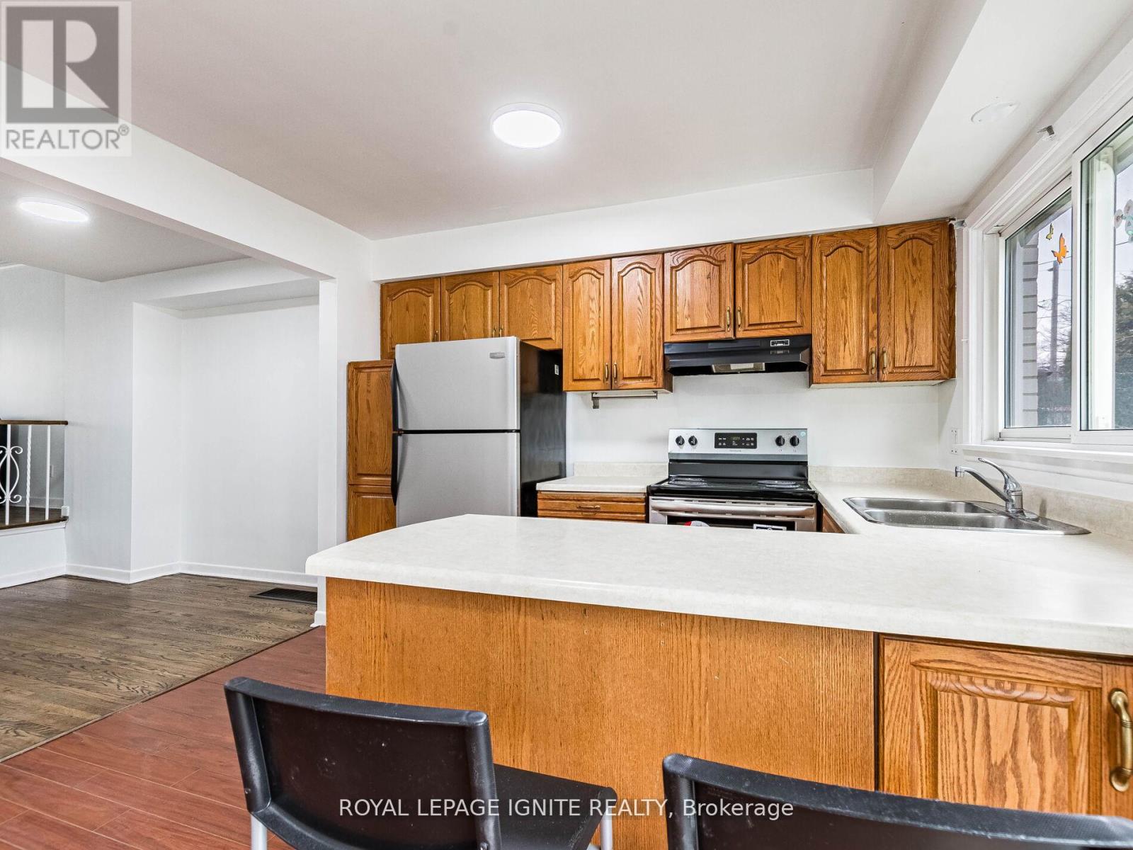 115 Northcrest Road, Toronto (Kingsview Village-The Westway), Ontario  M9R 1R5 - Photo 16 - W12212799