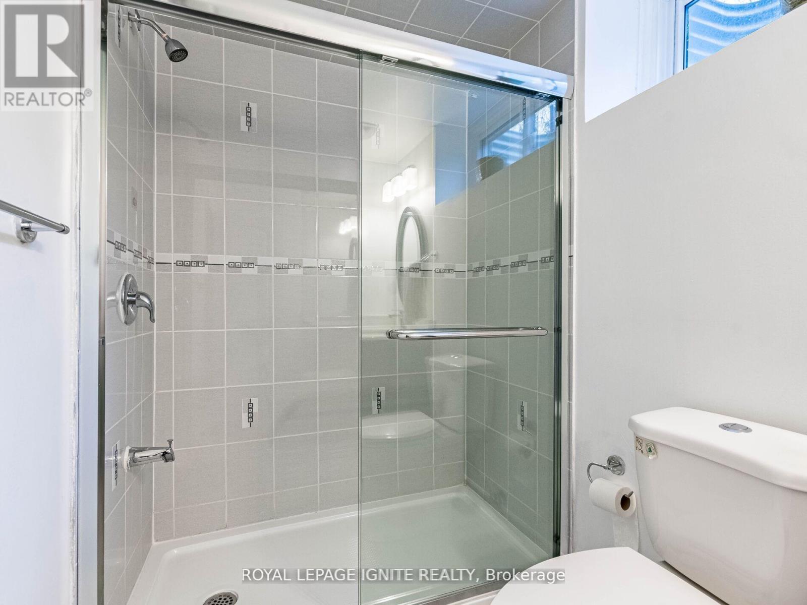 115 Northcrest Road, Toronto (Kingsview Village-The Westway), Ontario  M9R 1R5 - Photo 37 - W12212799