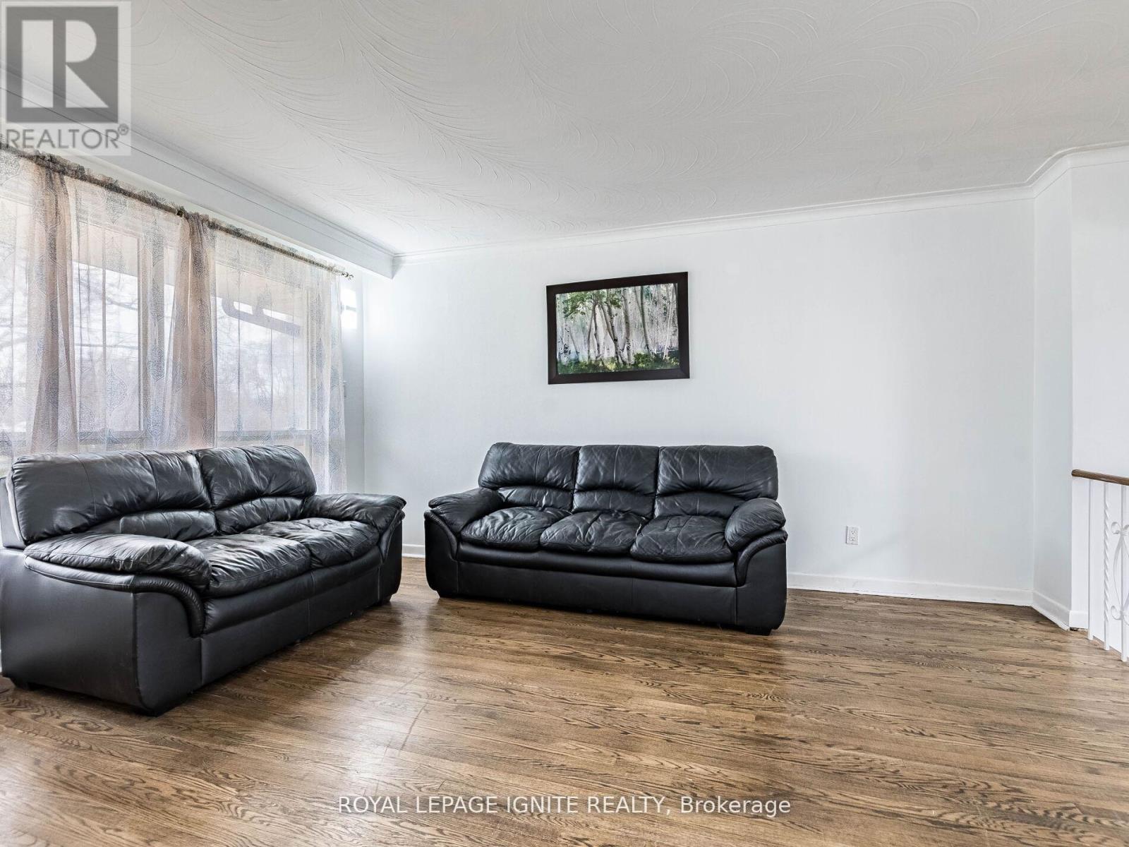 115 Northcrest Road, Toronto (Kingsview Village-The Westway), Ontario  M9R 1R5 - Photo 8 - W12212799