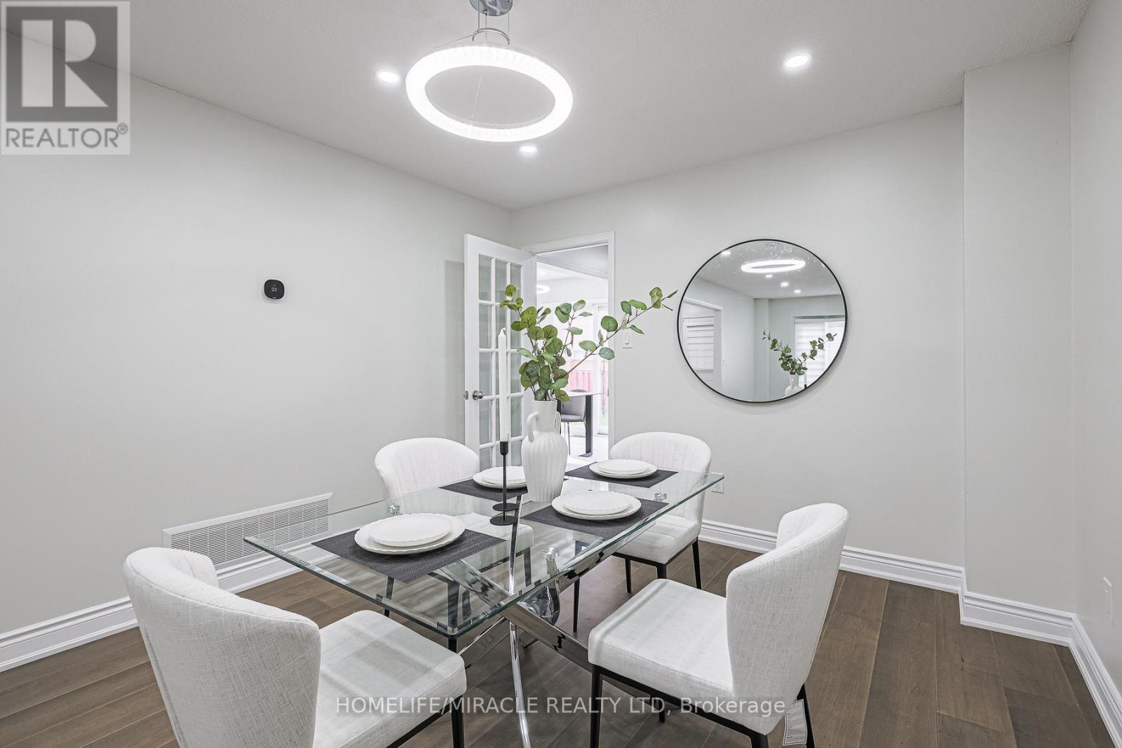 3 Hawkway Court, Brampton (Fletcher's West), Ontario  L6Y 4K7 - Photo 11 - W12212807