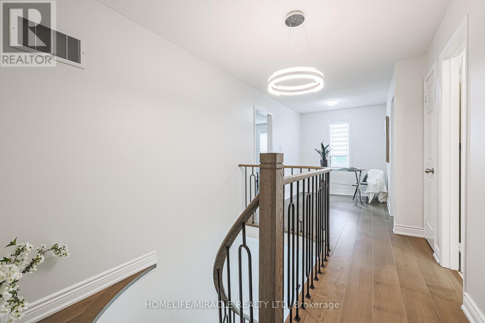 3 Hawkway Court, Brampton (Fletcher's West), Ontario  L6Y 4K7 - Photo 25 - W12212807