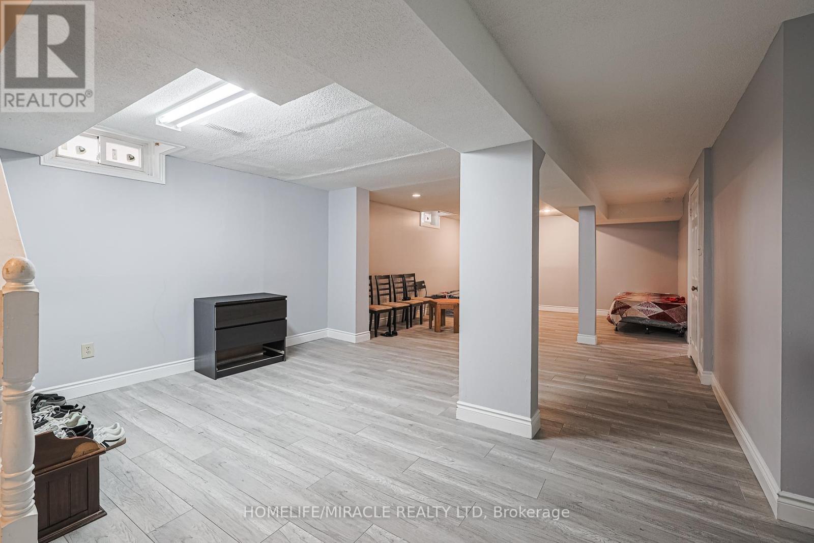 3 Hawkway Court, Brampton (Fletcher's West), Ontario  L6Y 4K7 - Photo 42 - W12212807
