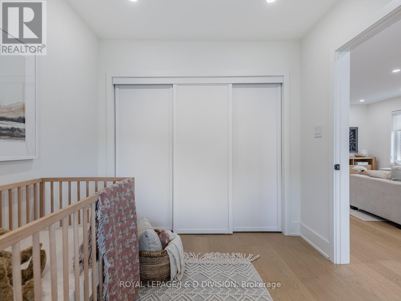 200 Belgravia Avenue, Toronto (Briar Hill-Belgravia), Ontario  M6E 2M8 - Photo 17 - W12212822