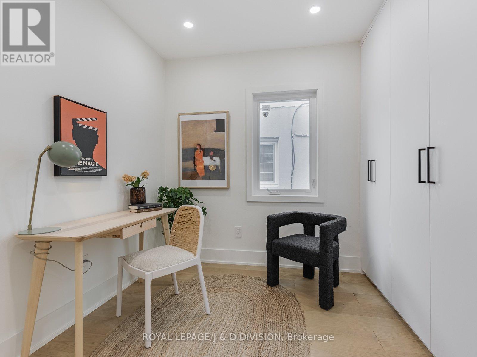 200 Belgravia Avenue, Toronto (Briar Hill-Belgravia), Ontario  M6E 2M8 - Photo 18 - W12212822