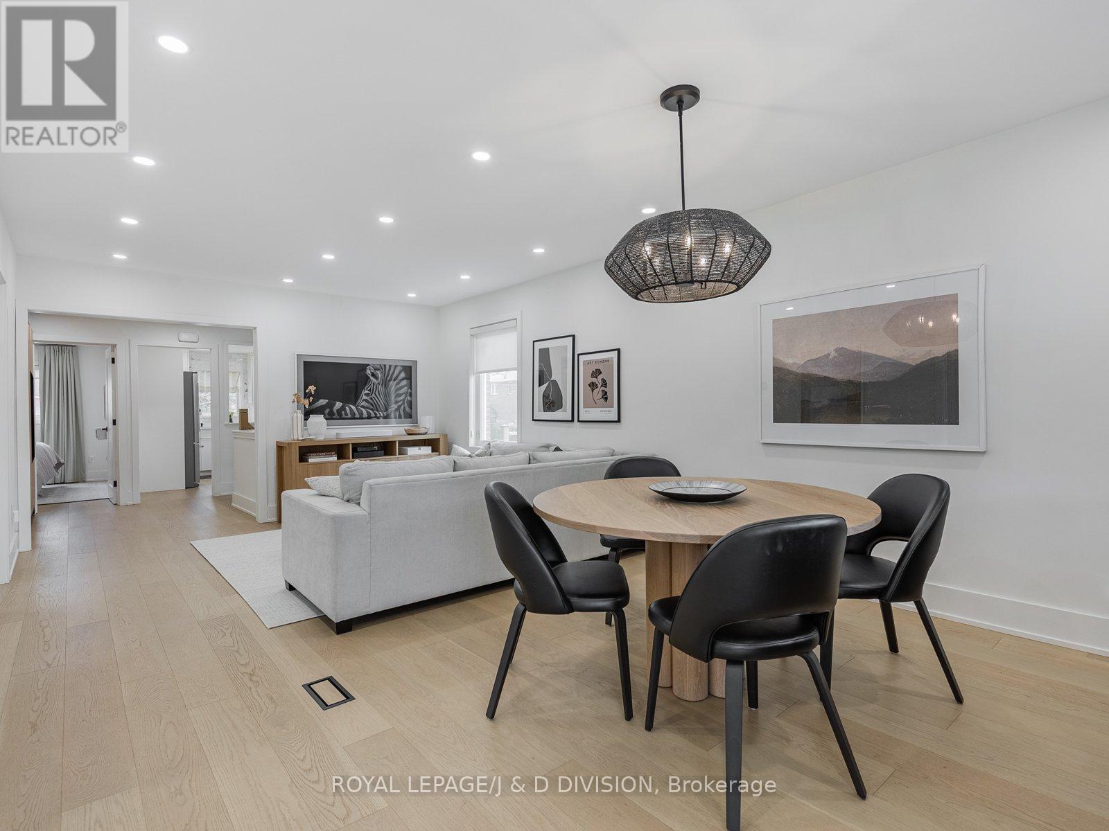 200 Belgravia Avenue, Toronto (Briar Hill-Belgravia), Ontario  M6E 2M8 - Photo 5 - W12212822