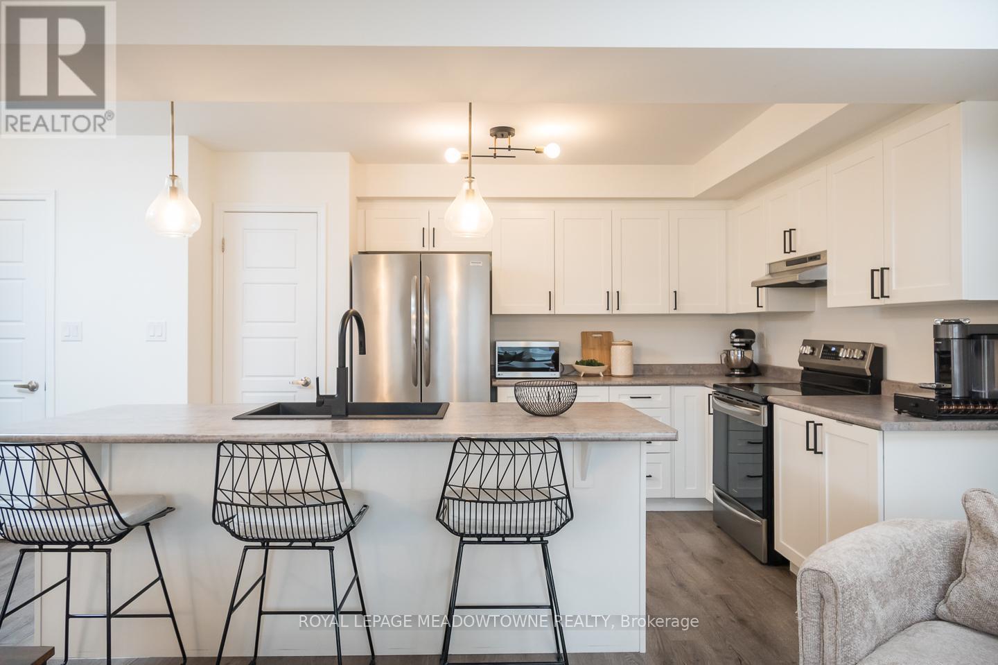 53 - 975 Whitlock Avenue, Milton, Ontario  L9E 1S9 - Photo 6 - W12212823