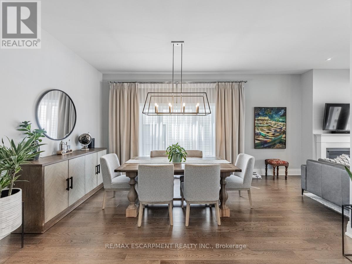 2541 Kate Common, Oakville (Br Bronte), Ontario  L6L 0E9 - Photo 13 - W12212862