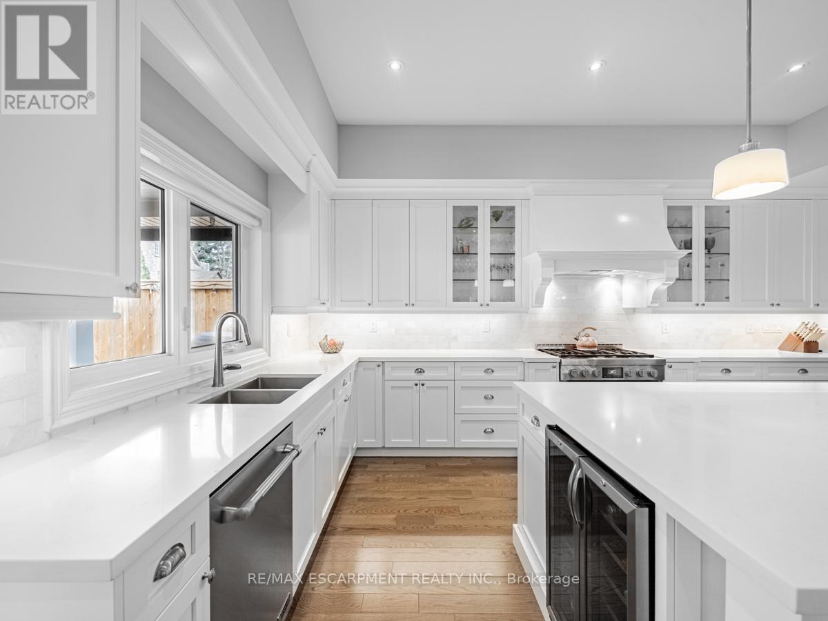 2541 Kate Common, Oakville (Br Bronte), Ontario  L6L 0E9 - Photo 20 - W12212862