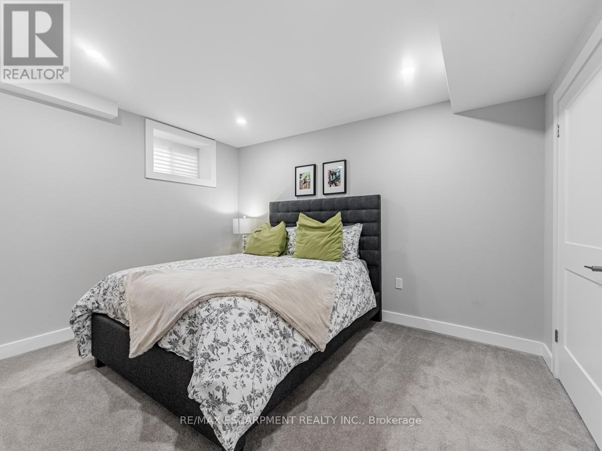 2541 Kate Common, Oakville (Br Bronte), Ontario  L6L 0E9 - Photo 40 - W12212862