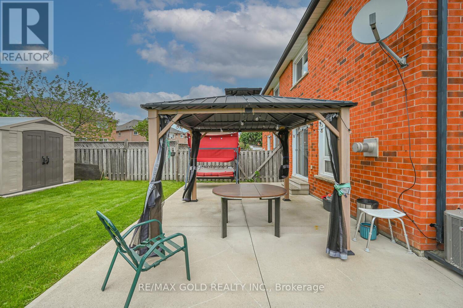 142 Sahara Trail, Brampton (Sandringham-Wellington), Ontario  L6R 1P6 - Photo 30 - W12212864