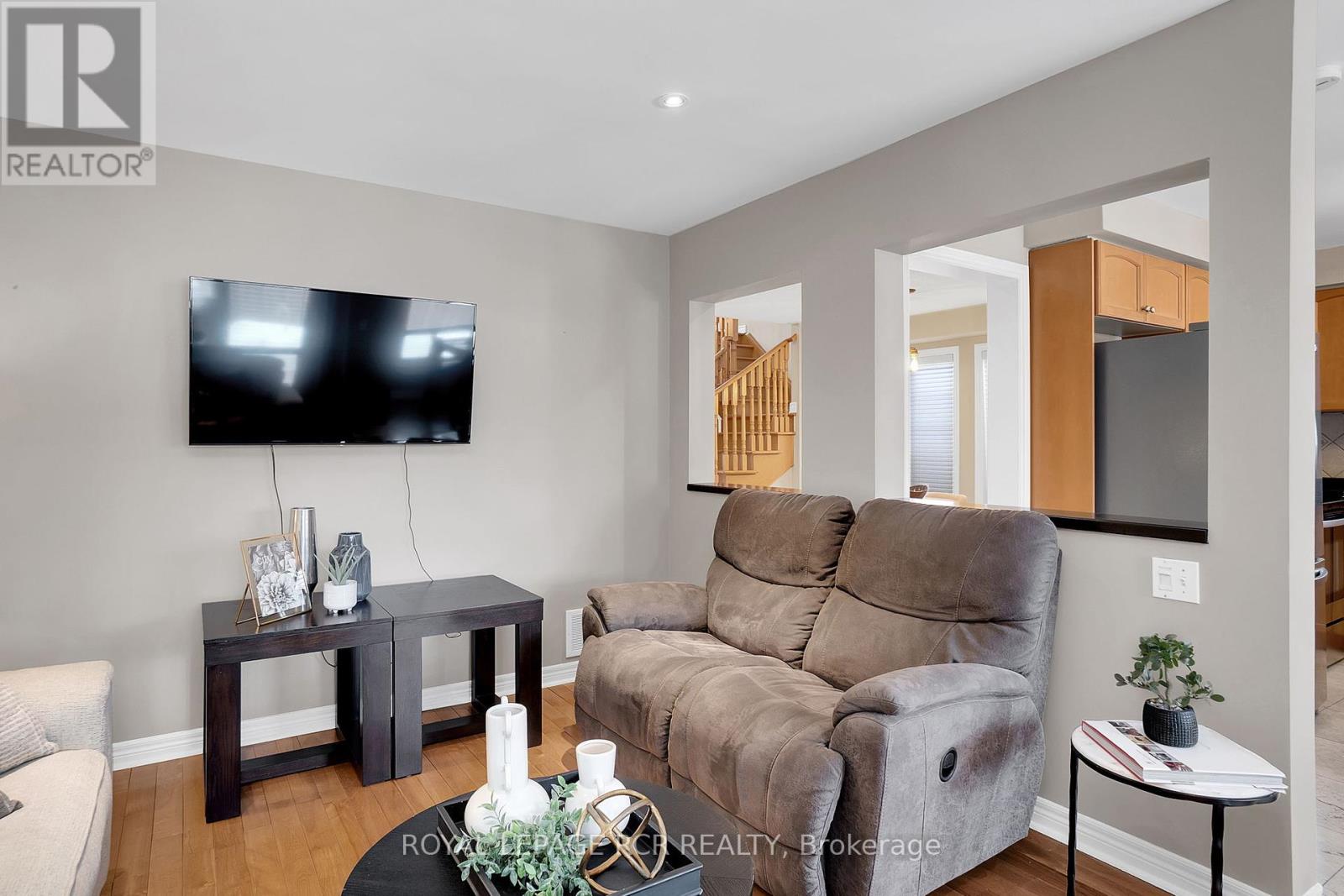 20 Boltonview Crescent, Caledon, Ontario  L7E 2H2 - Photo 12 - W12212866