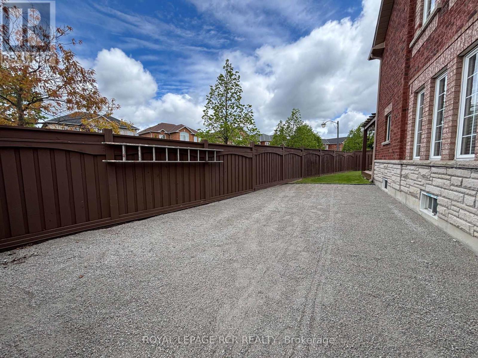 20 Boltonview Crescent, Caledon, Ontario  L7E 2H2 - Photo 42 - W12212866