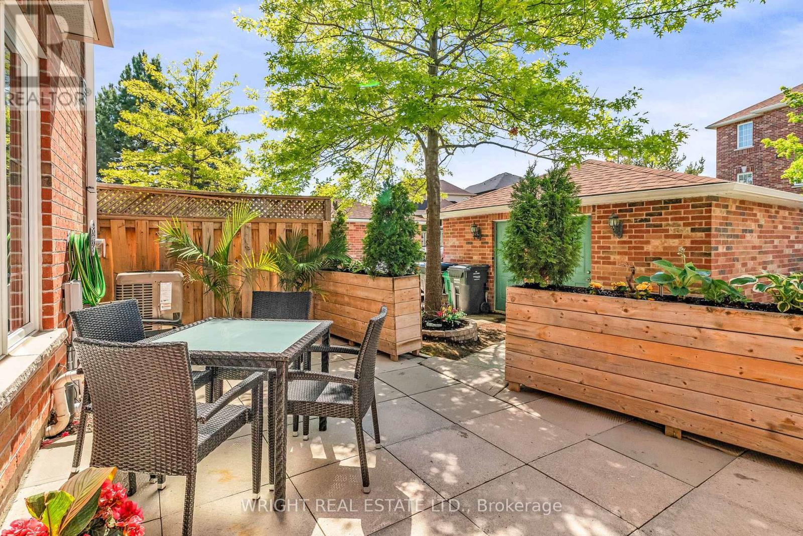 4 - 1347 Rathburn Road E, Mississauga, Ontario  L4W 5R5 - Photo 23 - W12212868