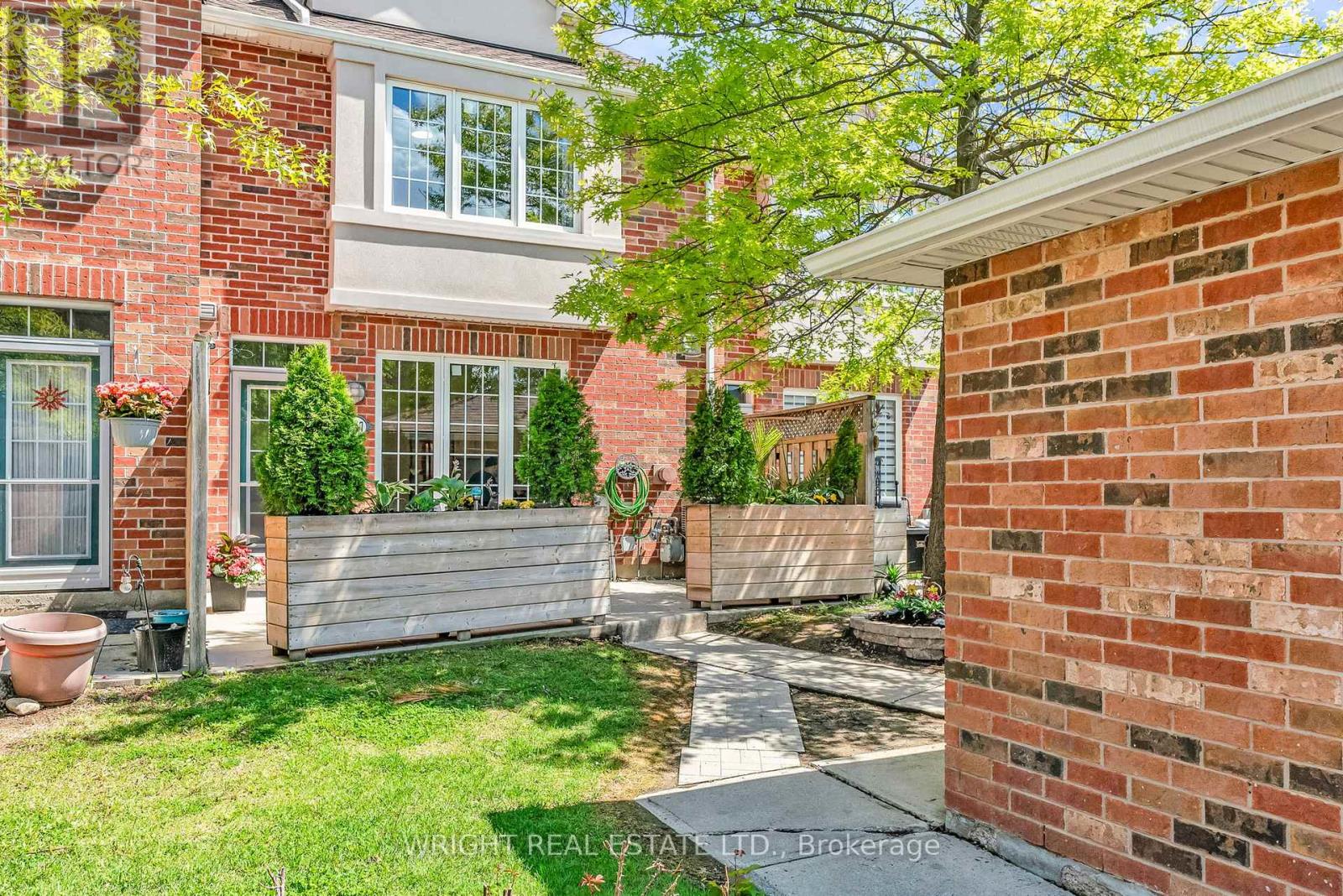 4 - 1347 Rathburn Road E, Mississauga, Ontario  L4W 5R5 - Photo 25 - W12212868