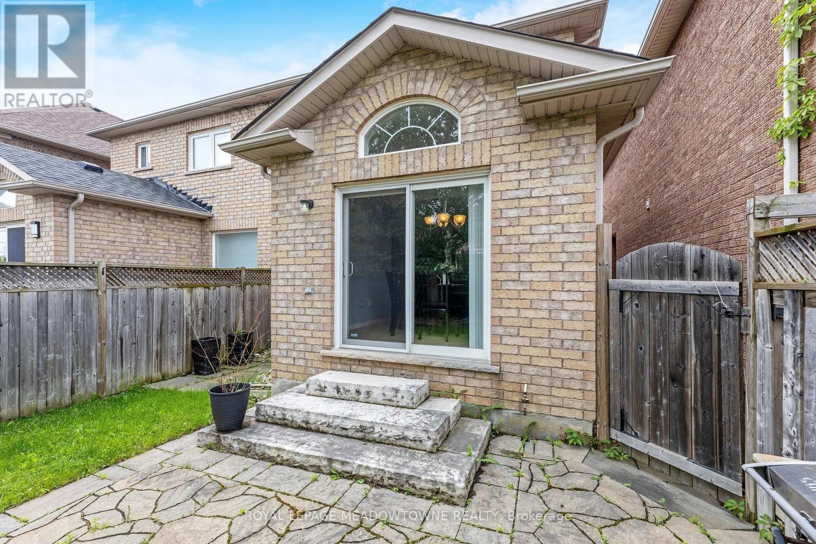 49 Lily Lane, Halton Hills (Georgetown), Ontario  L7G 6N1 - Photo 26 - W12212871
