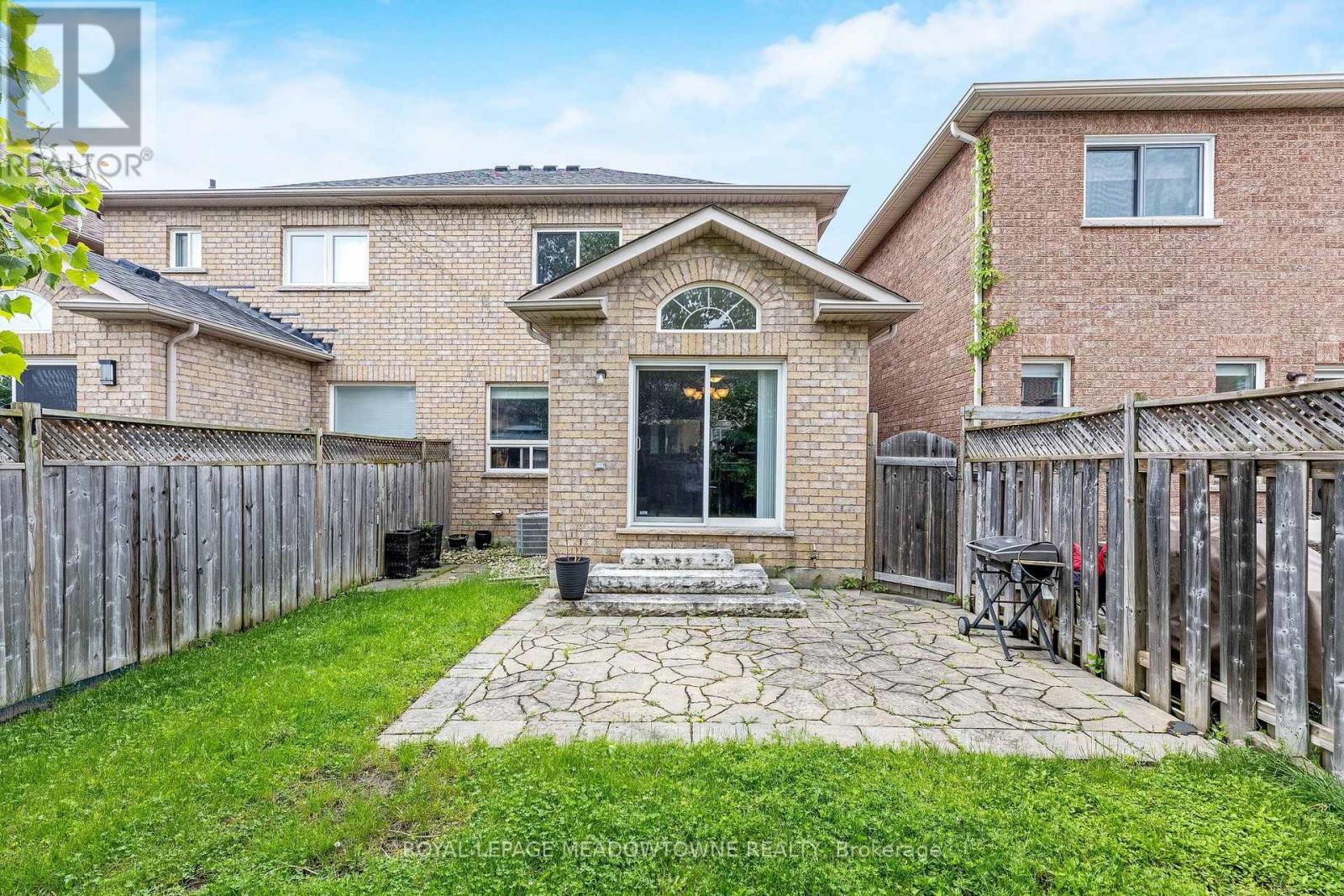 49 Lily Lane, Halton Hills (Georgetown), Ontario  L7G 6N1 - Photo 29 - W12212871