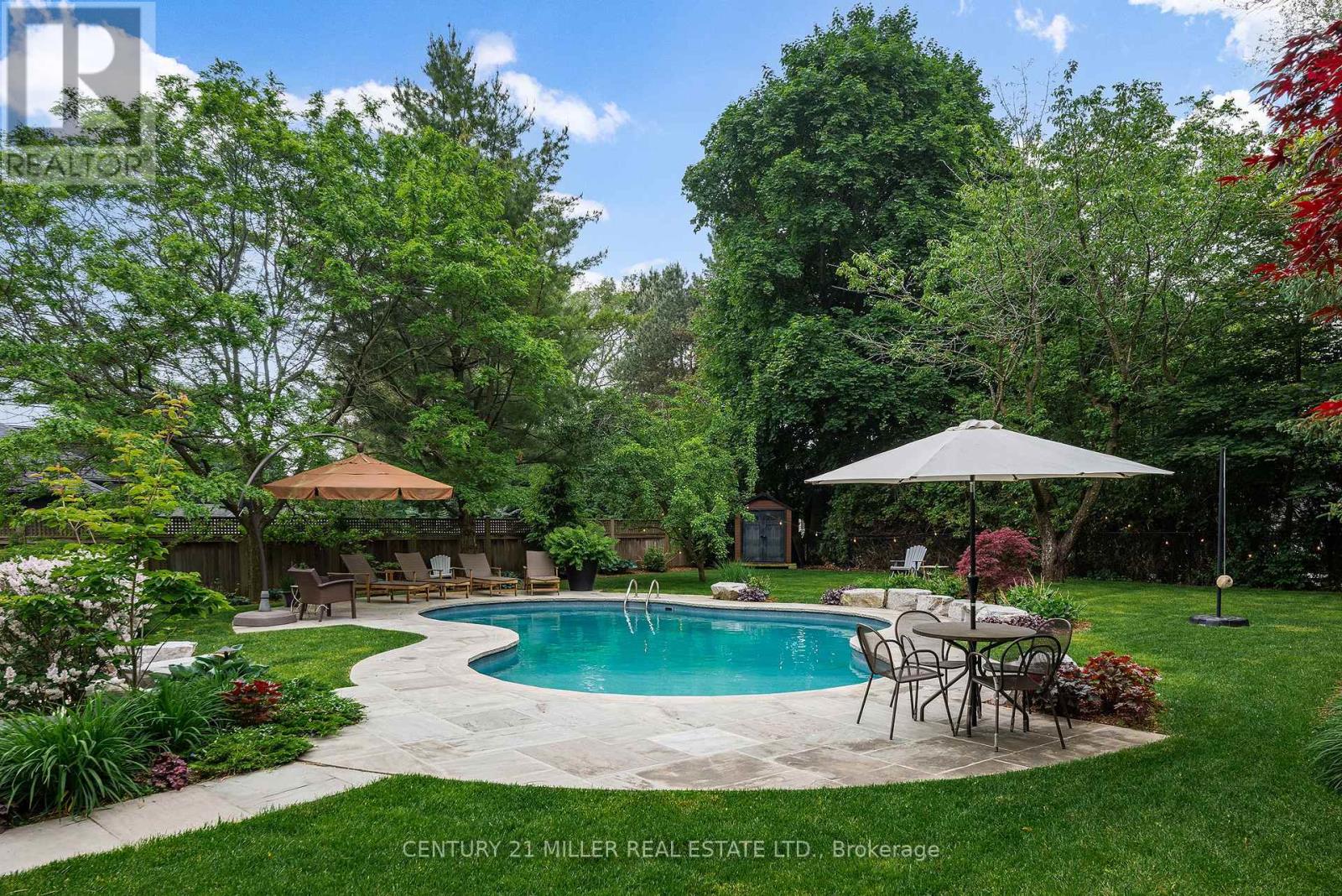 272 Maple Grove Drive, Oakville (Mo Morrison), Ontario  L6J 4V5 - Photo 38 - W12212875