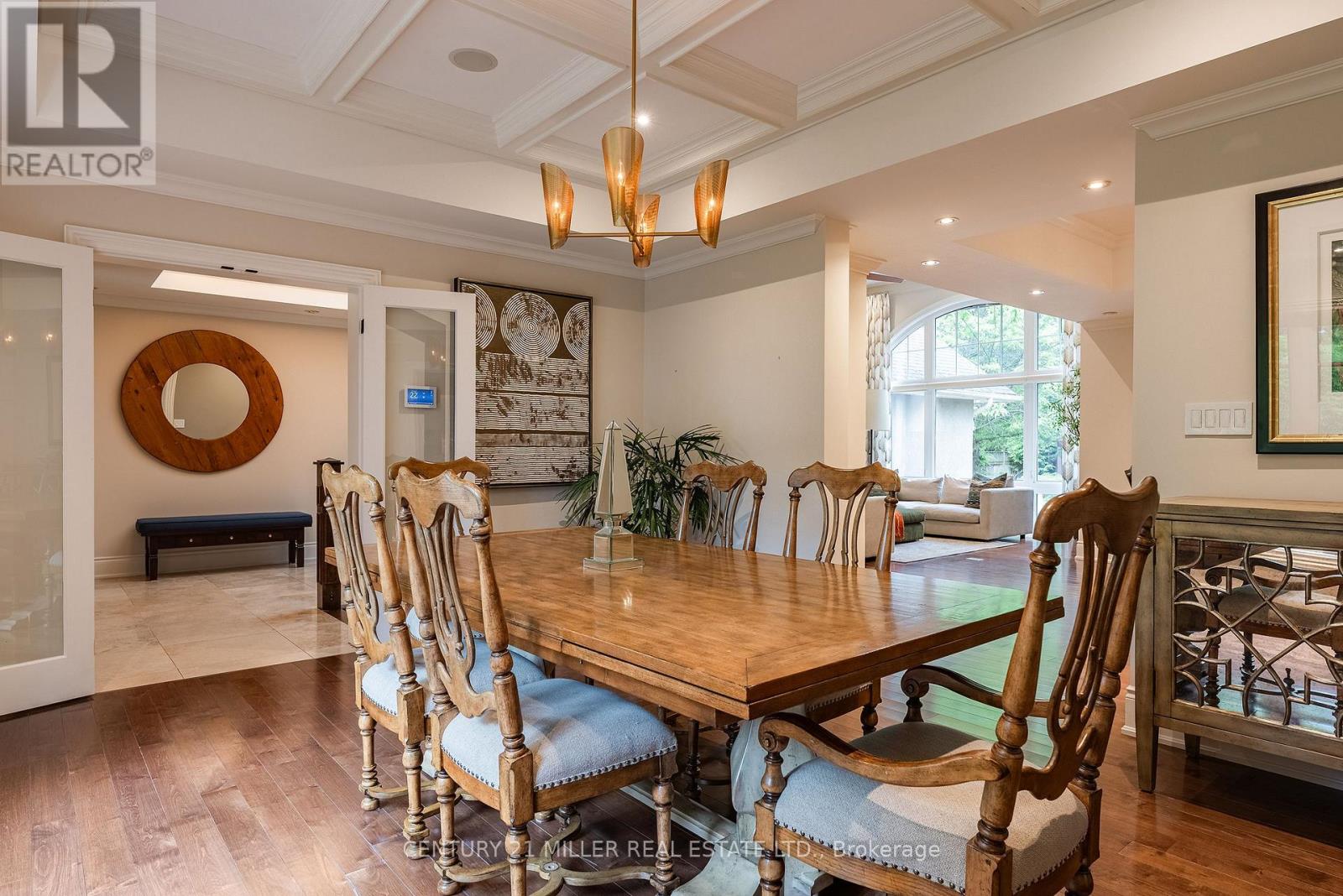 272 Maple Grove Drive, Oakville (Mo Morrison), Ontario  L6J 4V5 - Photo 5 - W12212875
