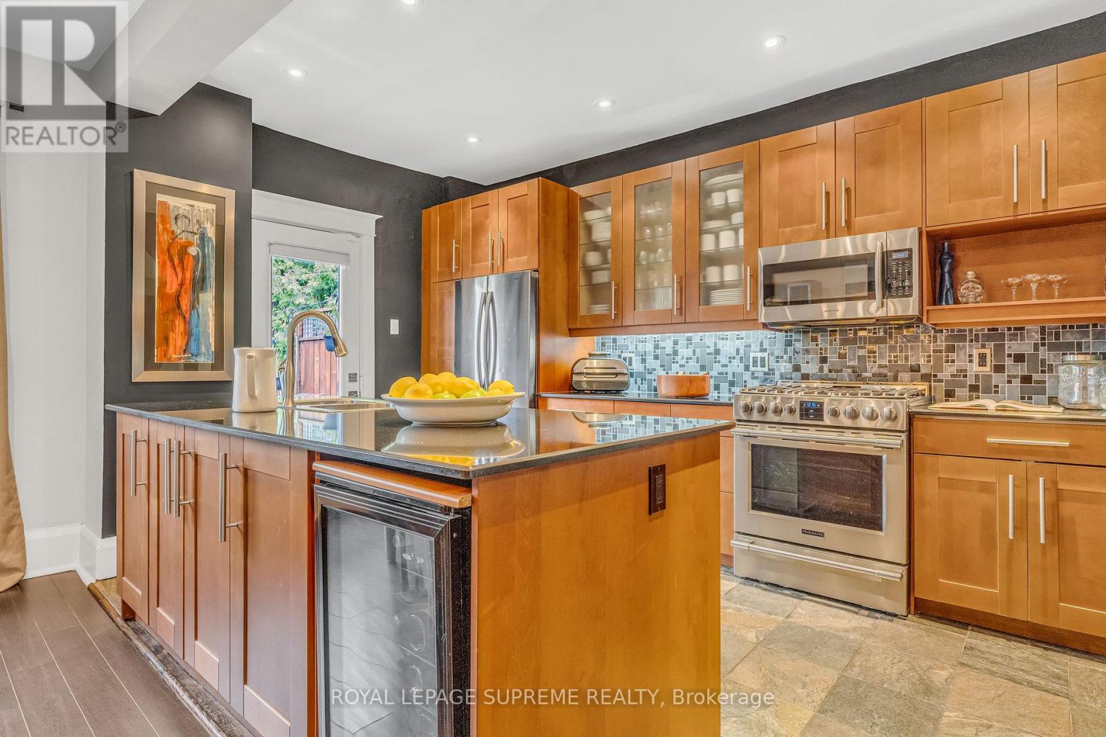 111 Blackthorn Avenue, Toronto (Weston-Pellam Park), Ontario  M6N 3H4 - Photo 19 - W12212879